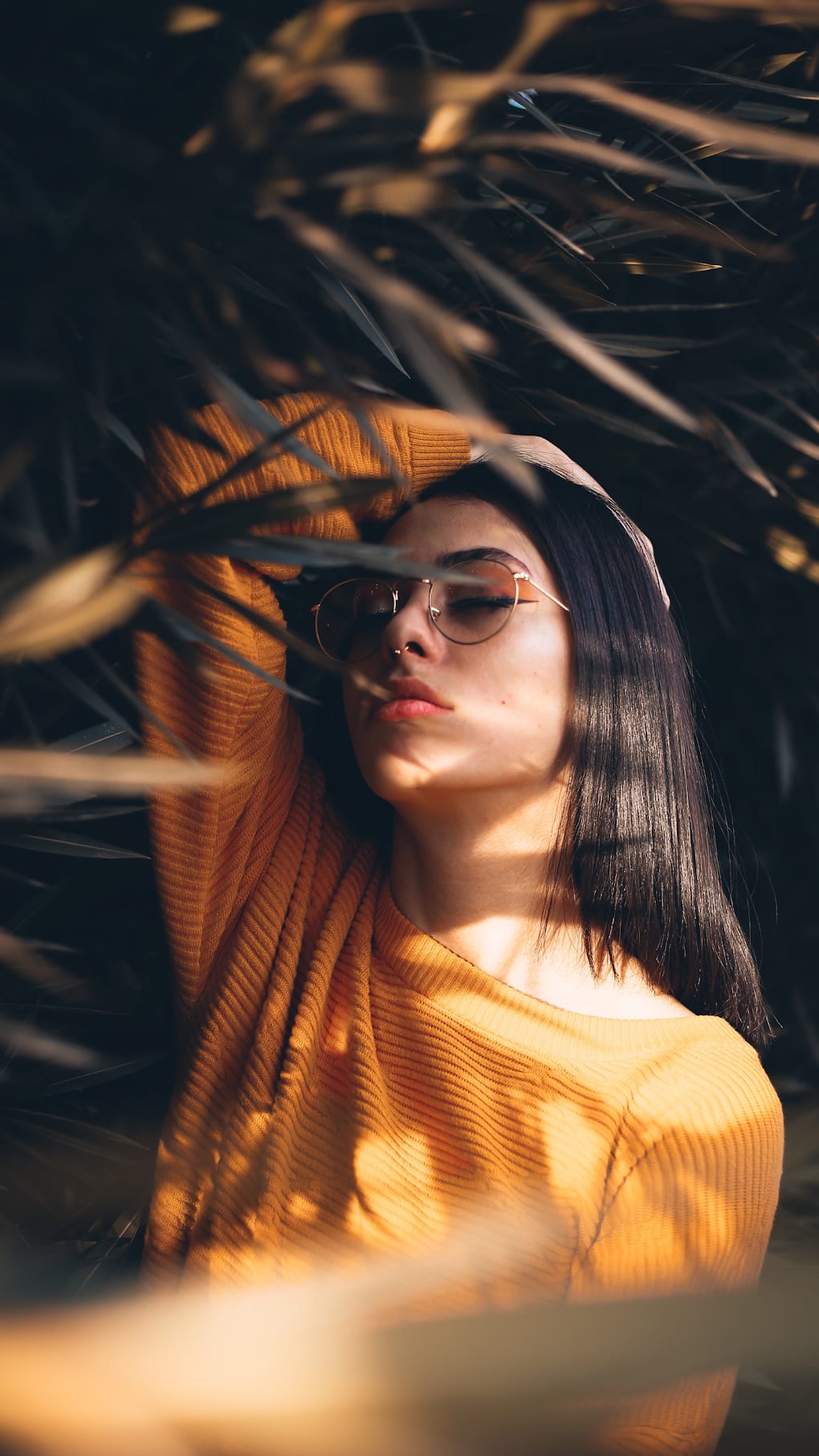Woman in green off-shoulder top holding her hair pose photo – Free Person  Image on Unsplash