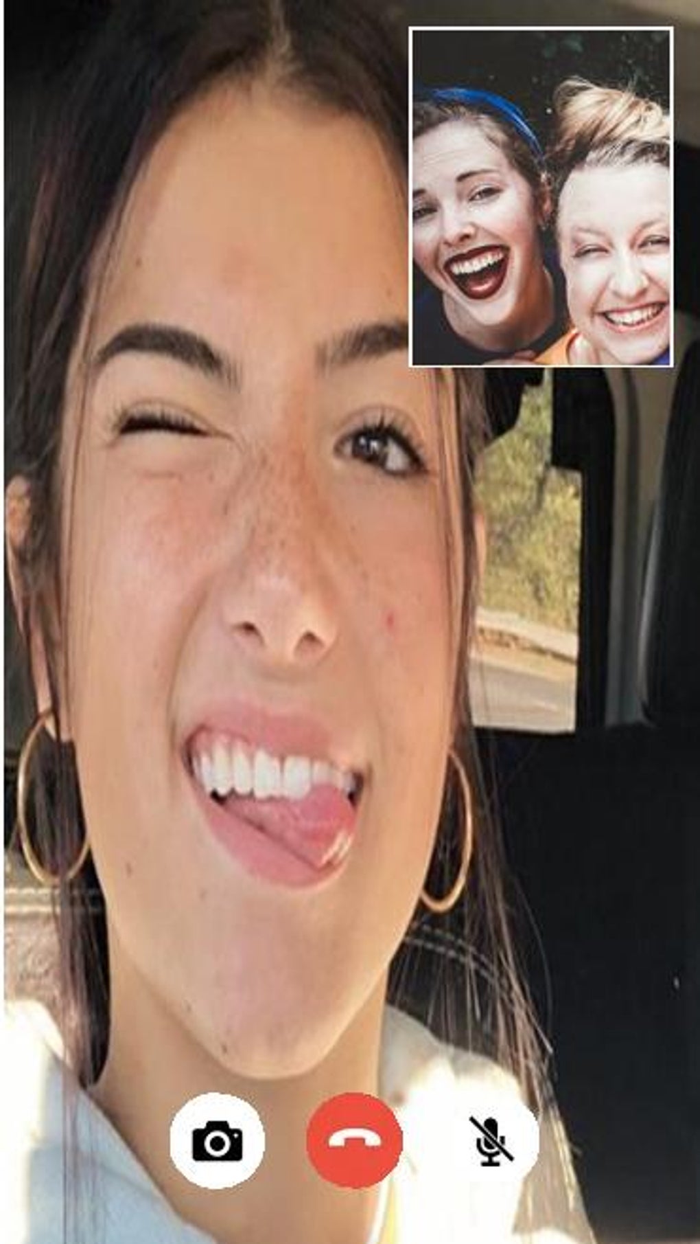 Charli DAmelio Call Fake video call with Charli APK for Android