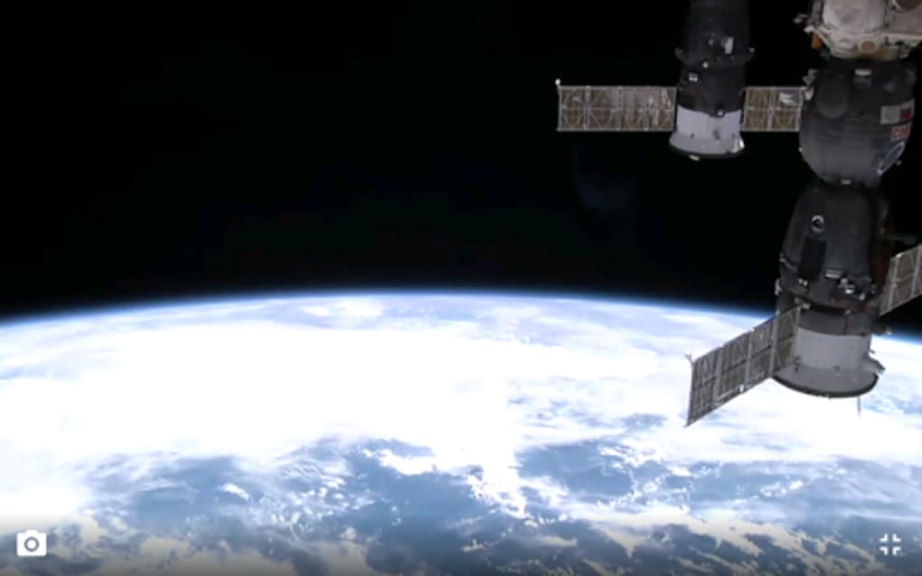iss live earth view