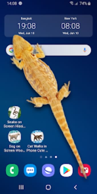 Lizard in phone funny joke