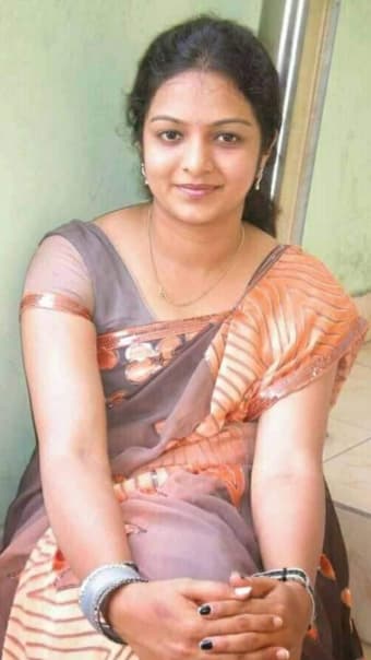 Indian Aunty Live Chat