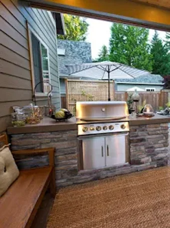 Outdoor Kitchens