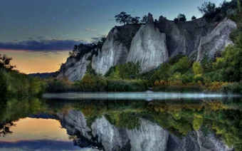 Fantastic Landscape Screensaver