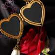 Programikonen: Love Locket Photo Frame