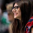 أيقونة البرنامج: Mia Khalifa Video 2022